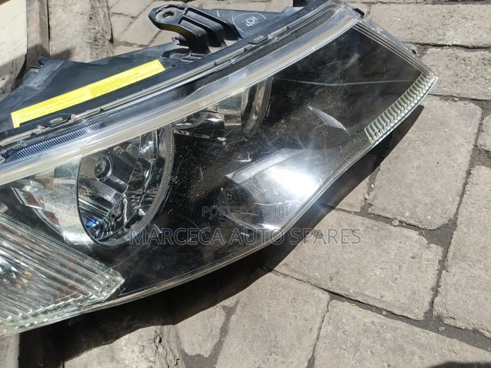 Headlight Outlander Xenon Black Shade