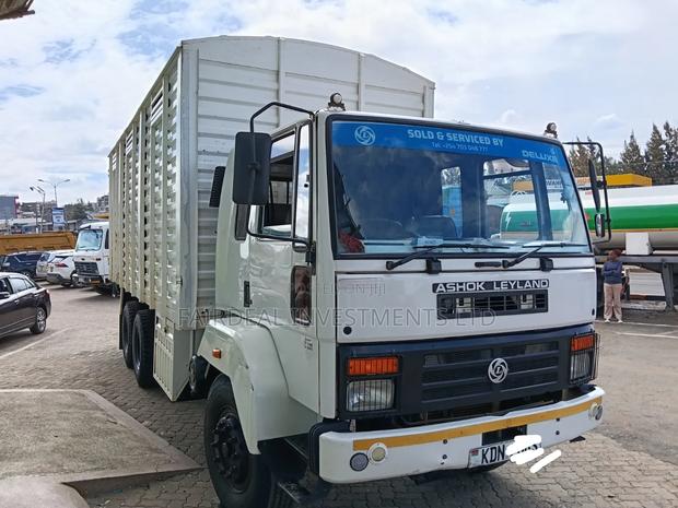 Ashok Leyland 2518 Il 2023 White - thumbnail 2