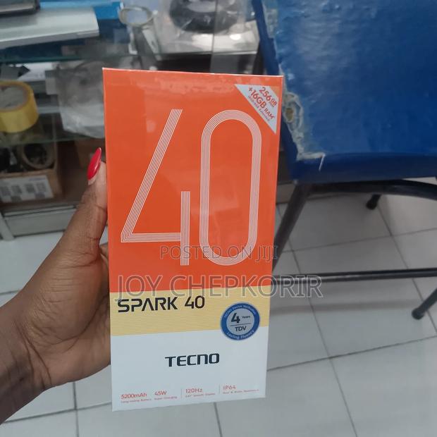 New Tecno Spark 40 256 GB Orange - thumbnail 2