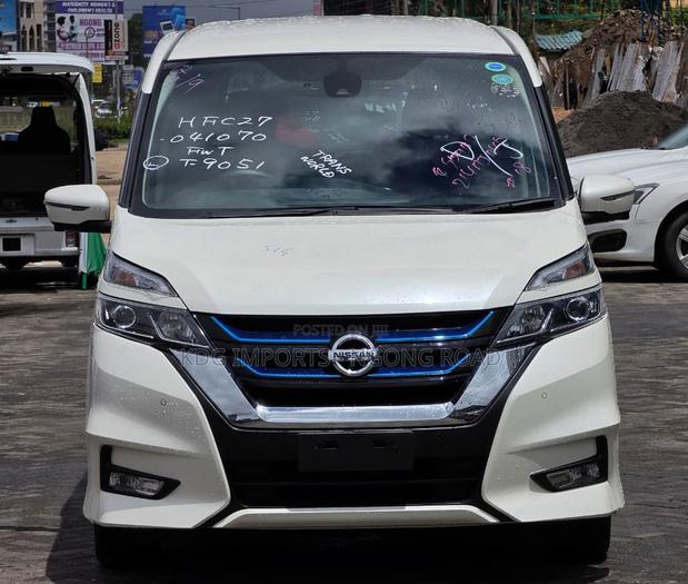 Nissan Serena 2019 White