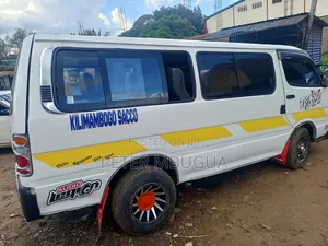 Toyota HiAce 2003 White