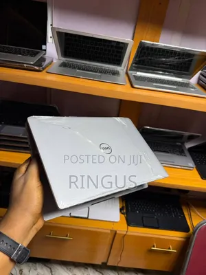 Laptop Dell Latitude 5320 32GB Intel Core i7 SSD 256GB