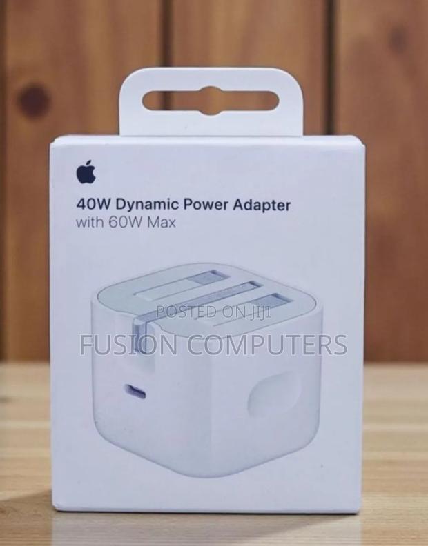 Apple 40 W Adapter - thumbnail 2