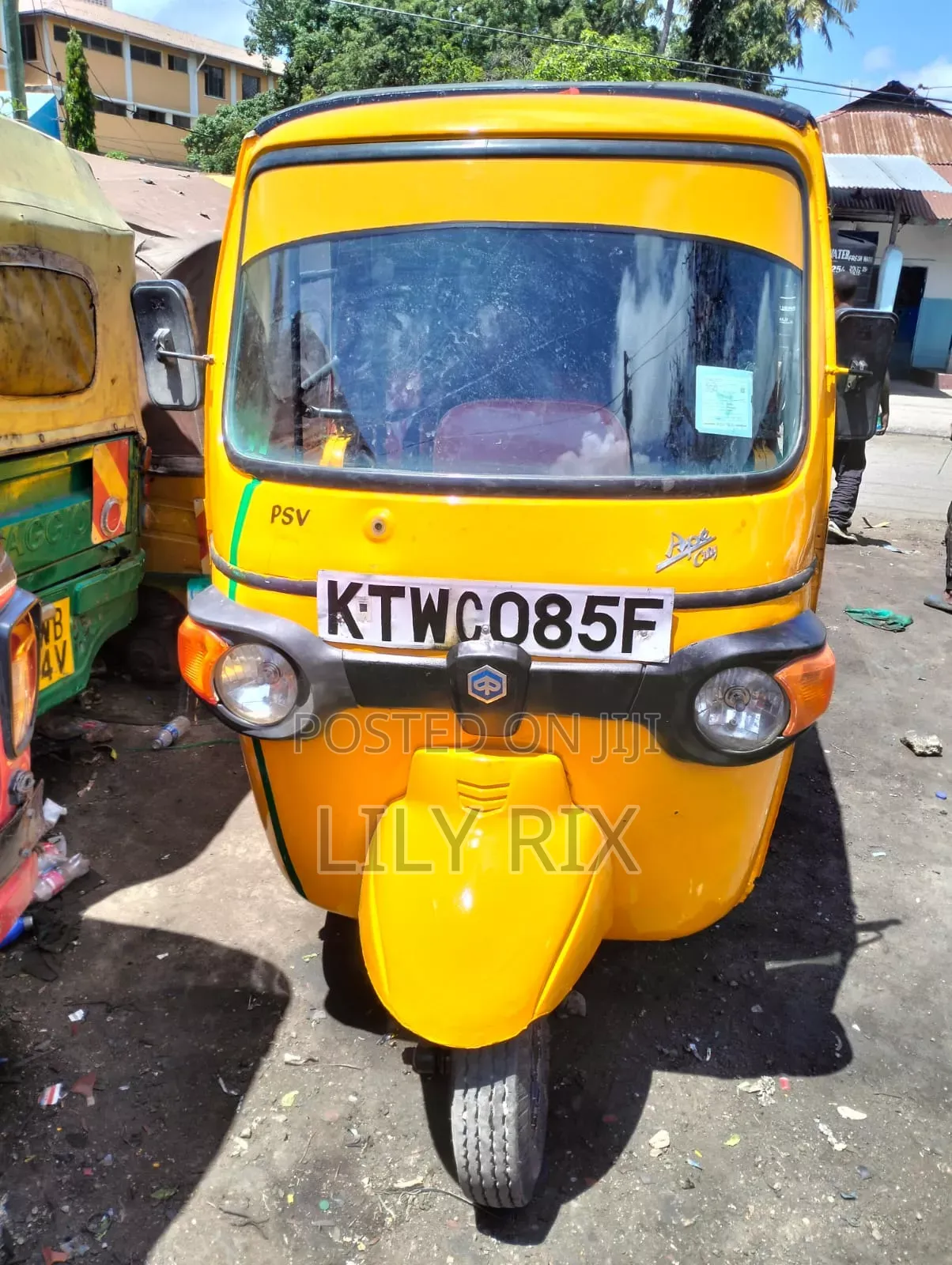 TVS 2015 Yellow