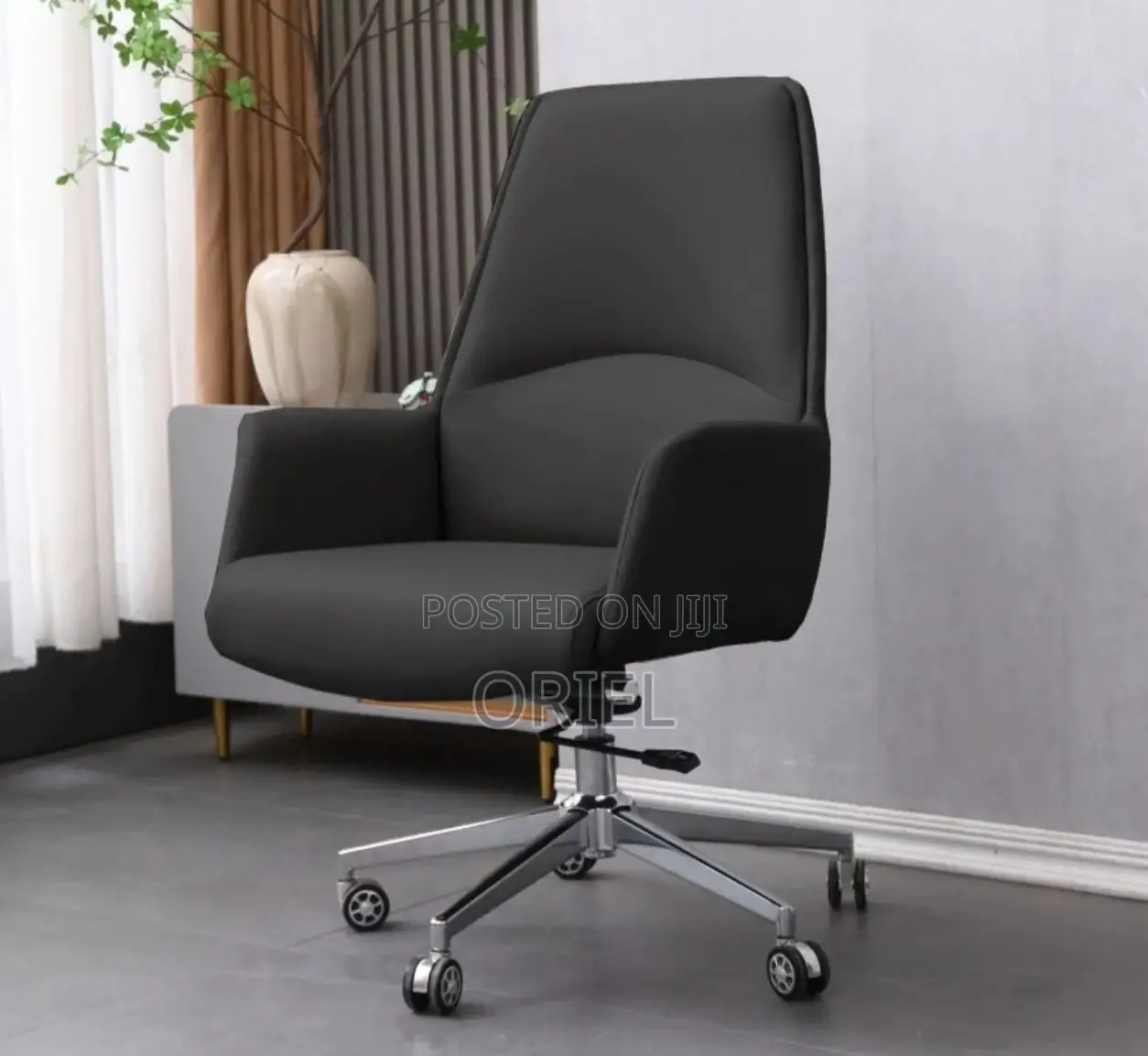 Office Chair : Mid-Back Executive Office Leather Chair