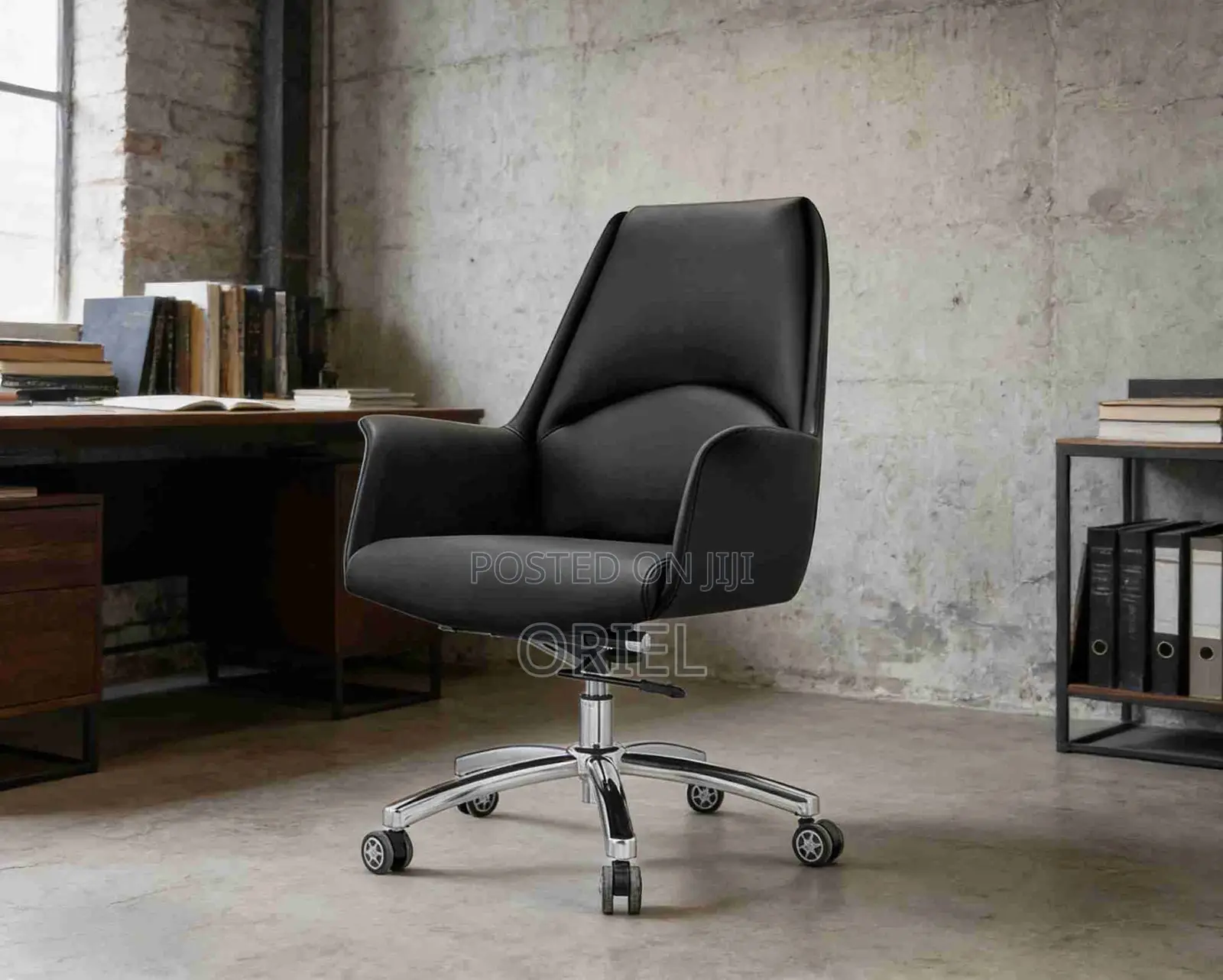 Office Chair : Mid-Back Executive Office Leather Chair