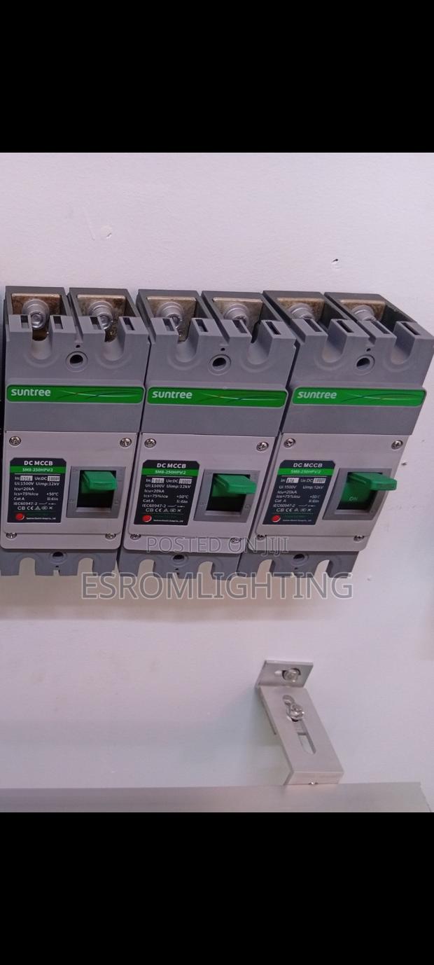 Suntree Dc McCb 63a/100a/125a — Solar Circuit Breaker
