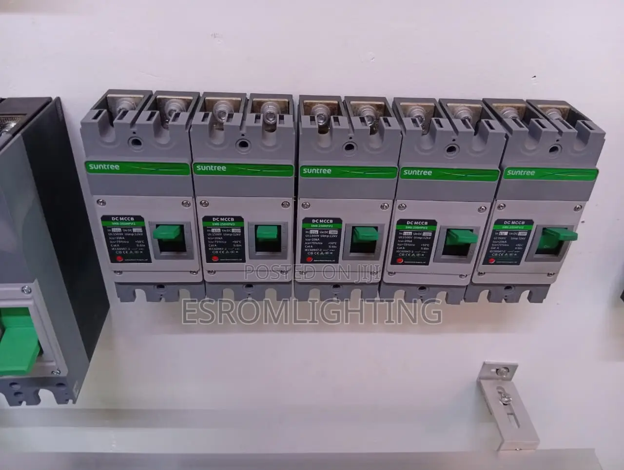 Suntree Dc McCb 63a/100a/125a — Solar Circuit Breaker