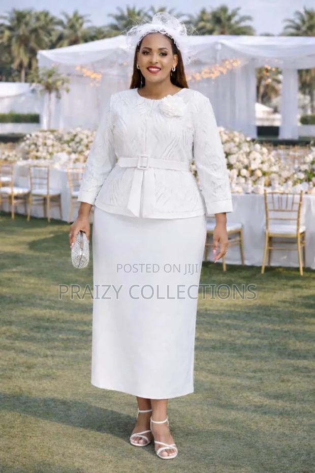 Straight Elegant Mama's Dress - thumbnail 6