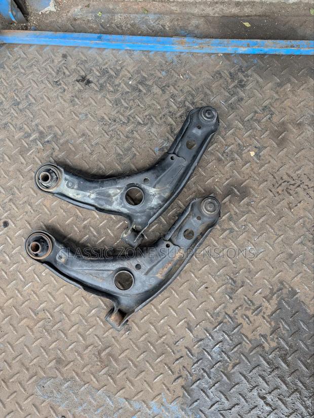 Toyota Fielder Control Arm