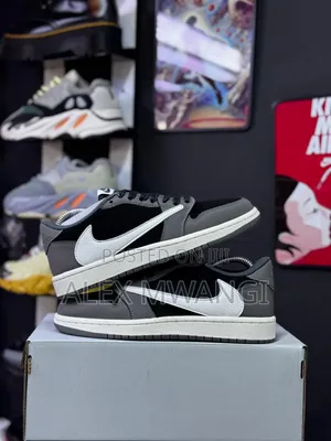 Nike Travis Scott