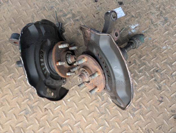 Toyota Ractis Front Hub.