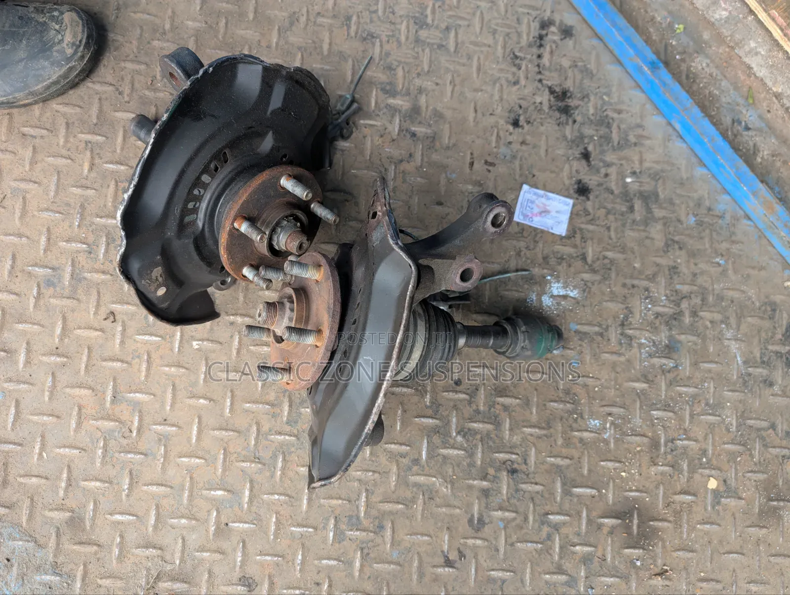 Toyota Ractis Front Hub.