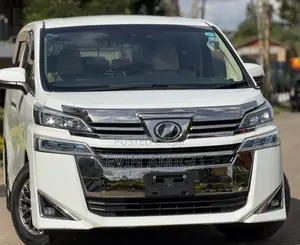 Toyota Noah 2020 White