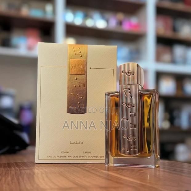 Perfumes and Fragrances - thumbnail 3