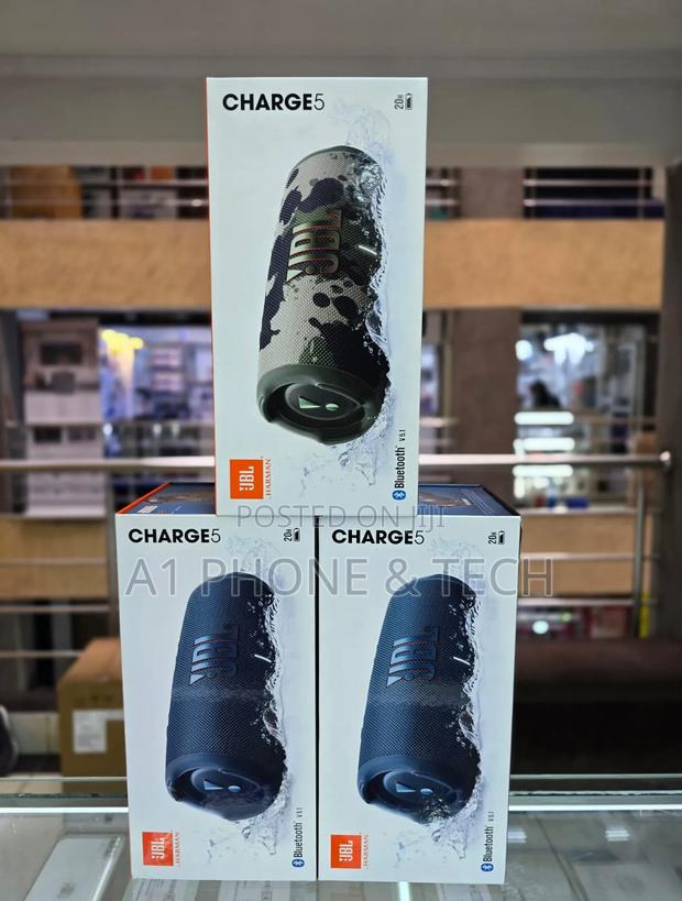 JBL Charge 5 Bluetooth Speaker