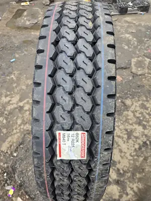 12 R22.5 Bridgestone Tyres (Japan)