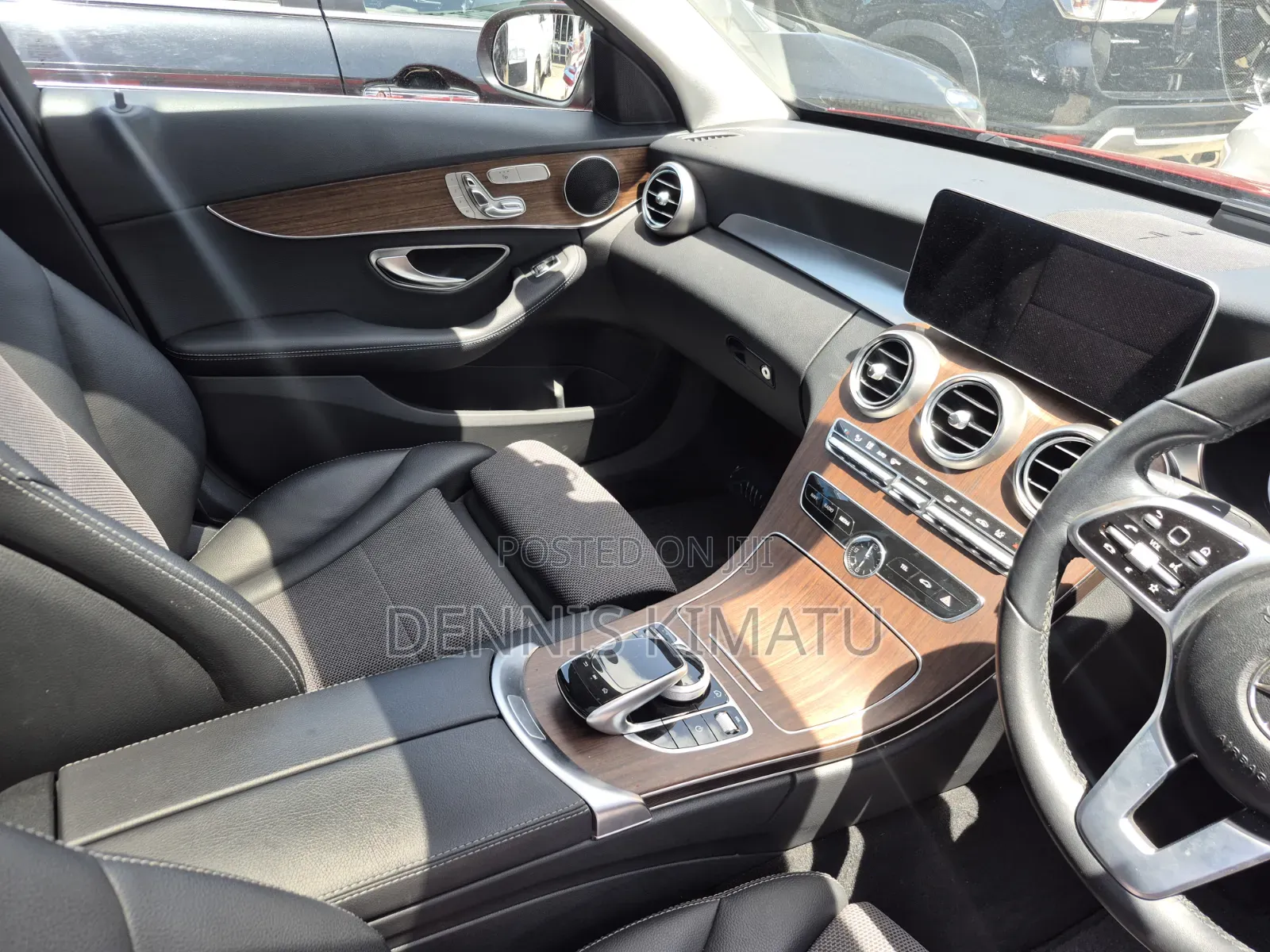Mercedes-Benz C200 2019 Maroon
