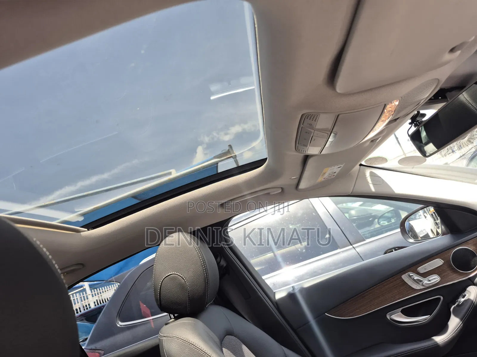 Mercedes-Benz C200 2019 Maroon