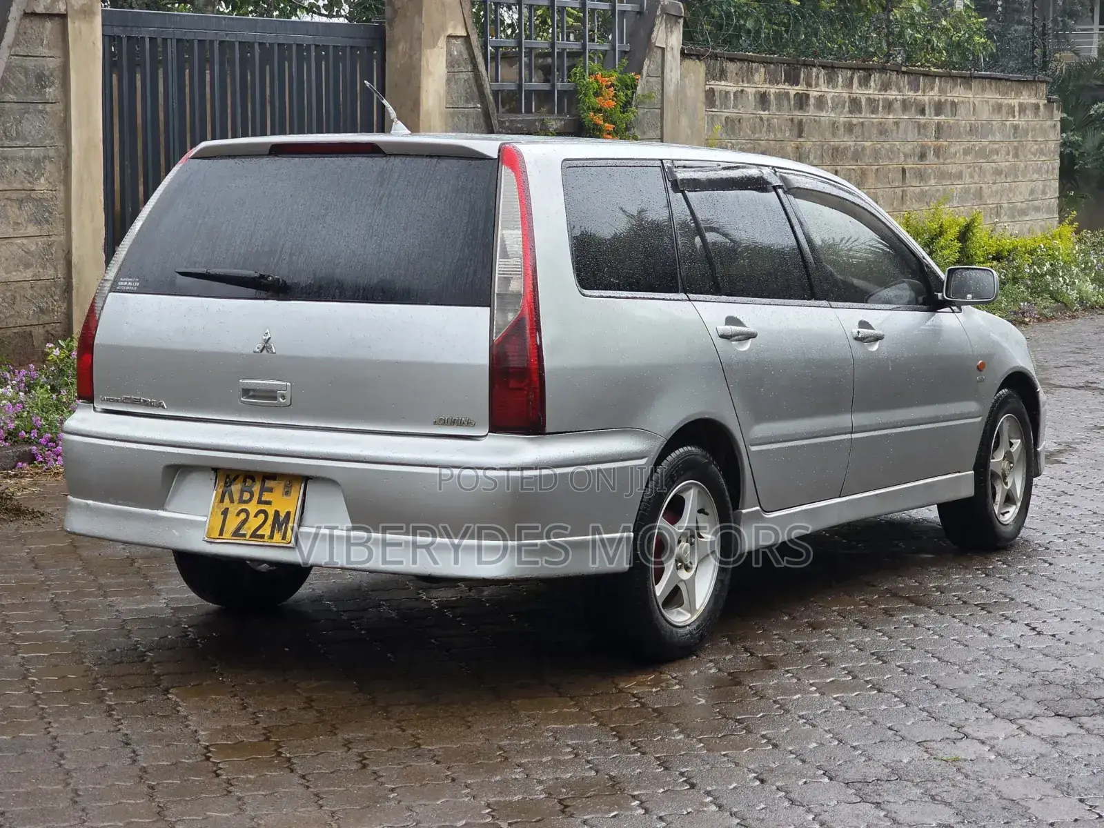 Mitsubishi Lancer 2002 Silver
