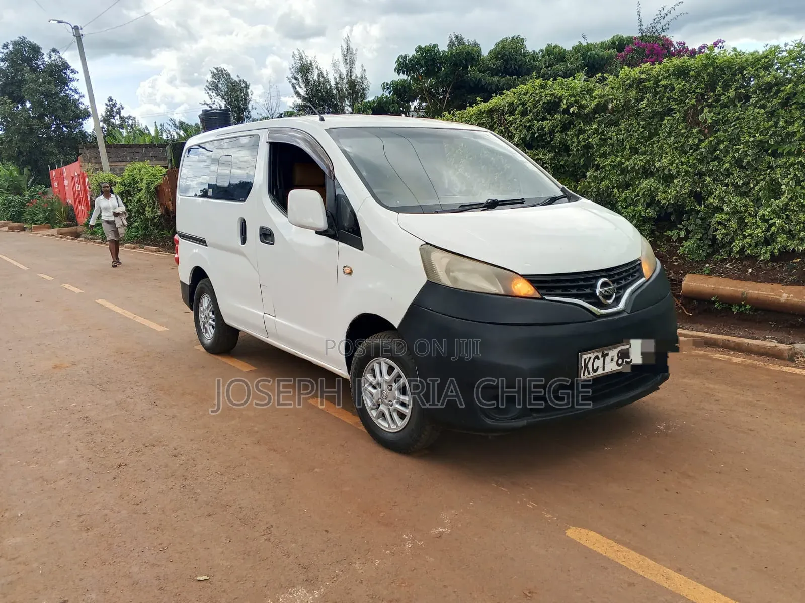 Nissan NV200 2011 White
