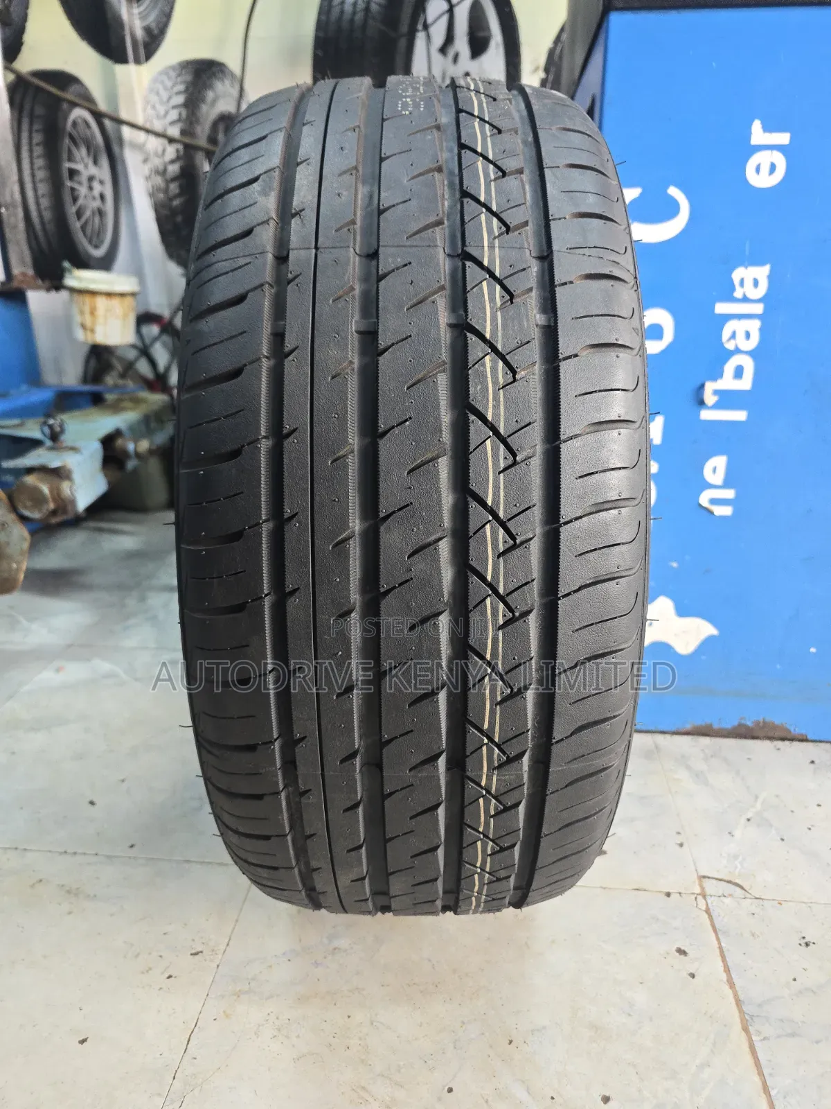235/40r18 Grenlander Tire