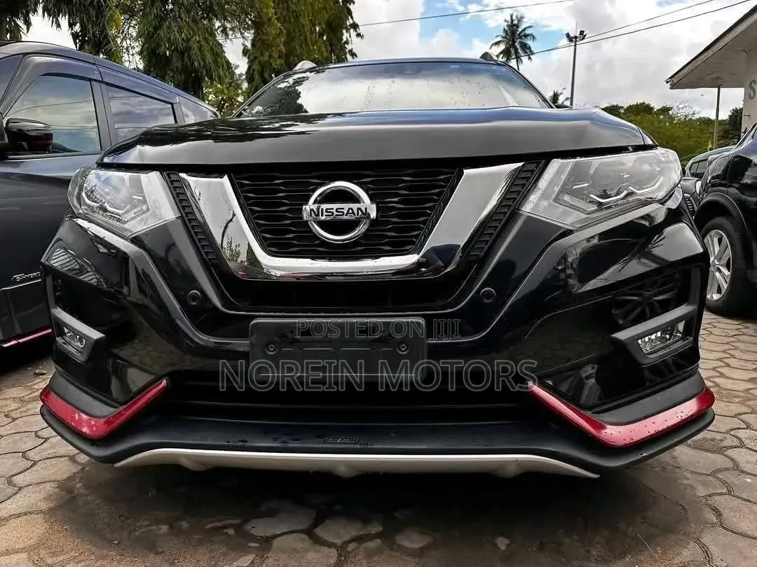 Nissan X-Trail 2018 Matt Black