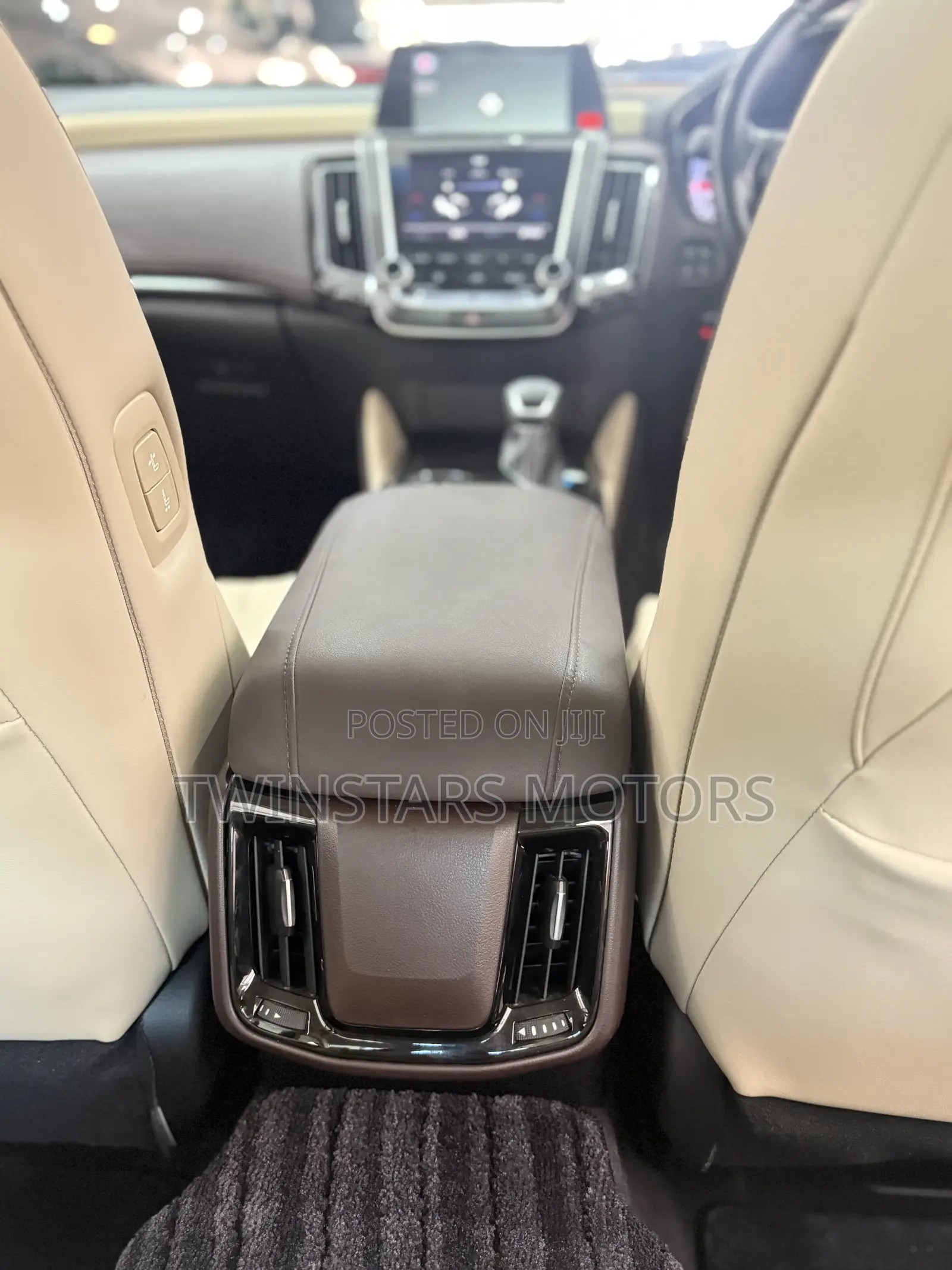 Toyota Crown 2019 Blue
