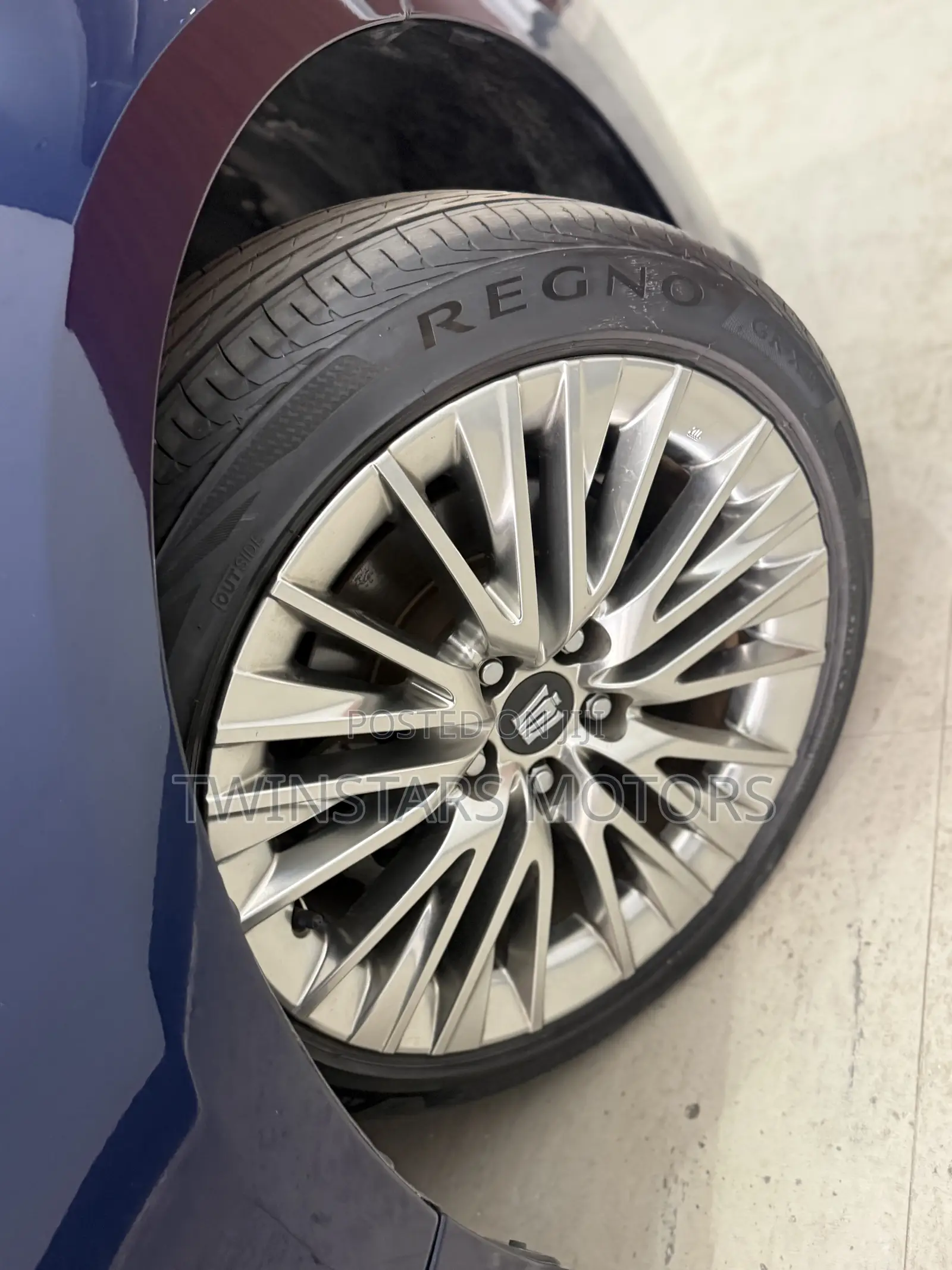 Toyota Crown 2019 Blue