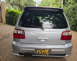 Subaru Forester 2001 Silver
