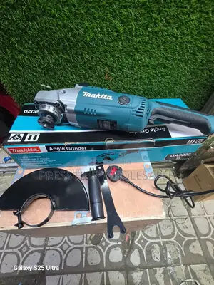 Makita Ga9020 Angle Grinder 230mm/9" Professional Grinding Machine