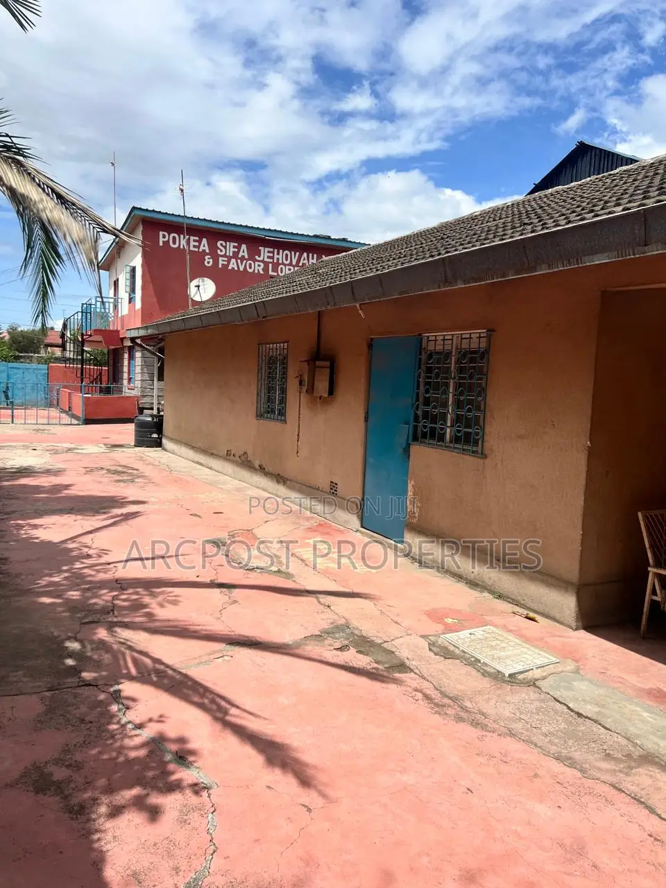 Prime Commercial Property on Quarter Acre Main Road Frontage, Donholm