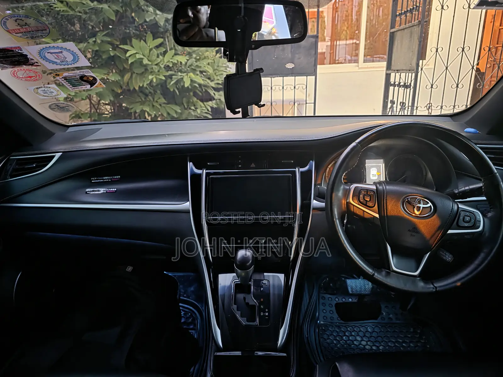 Toyota Harrier 2.0 Turbo 2018 White