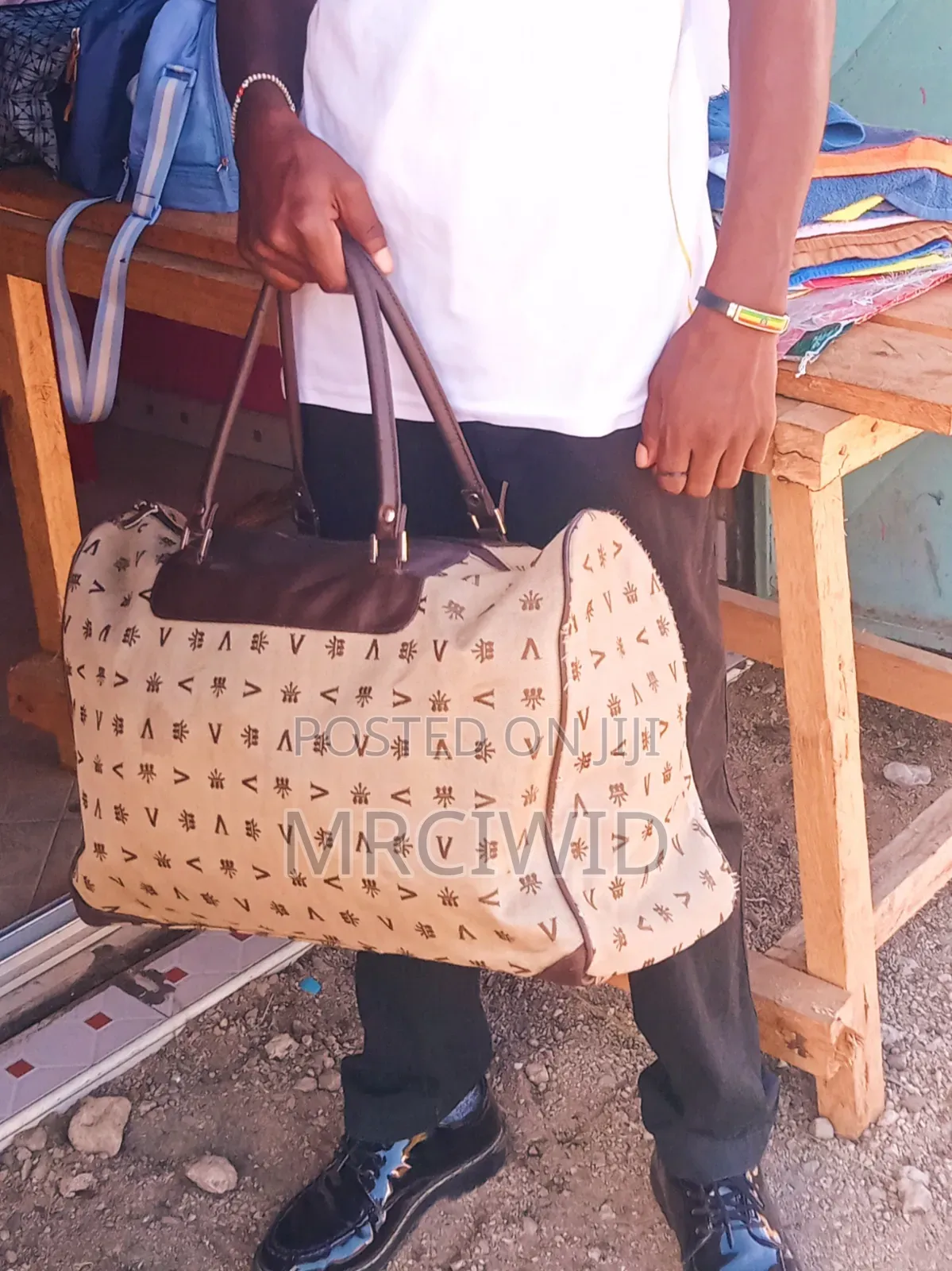 Trendy Men's Travel Bags