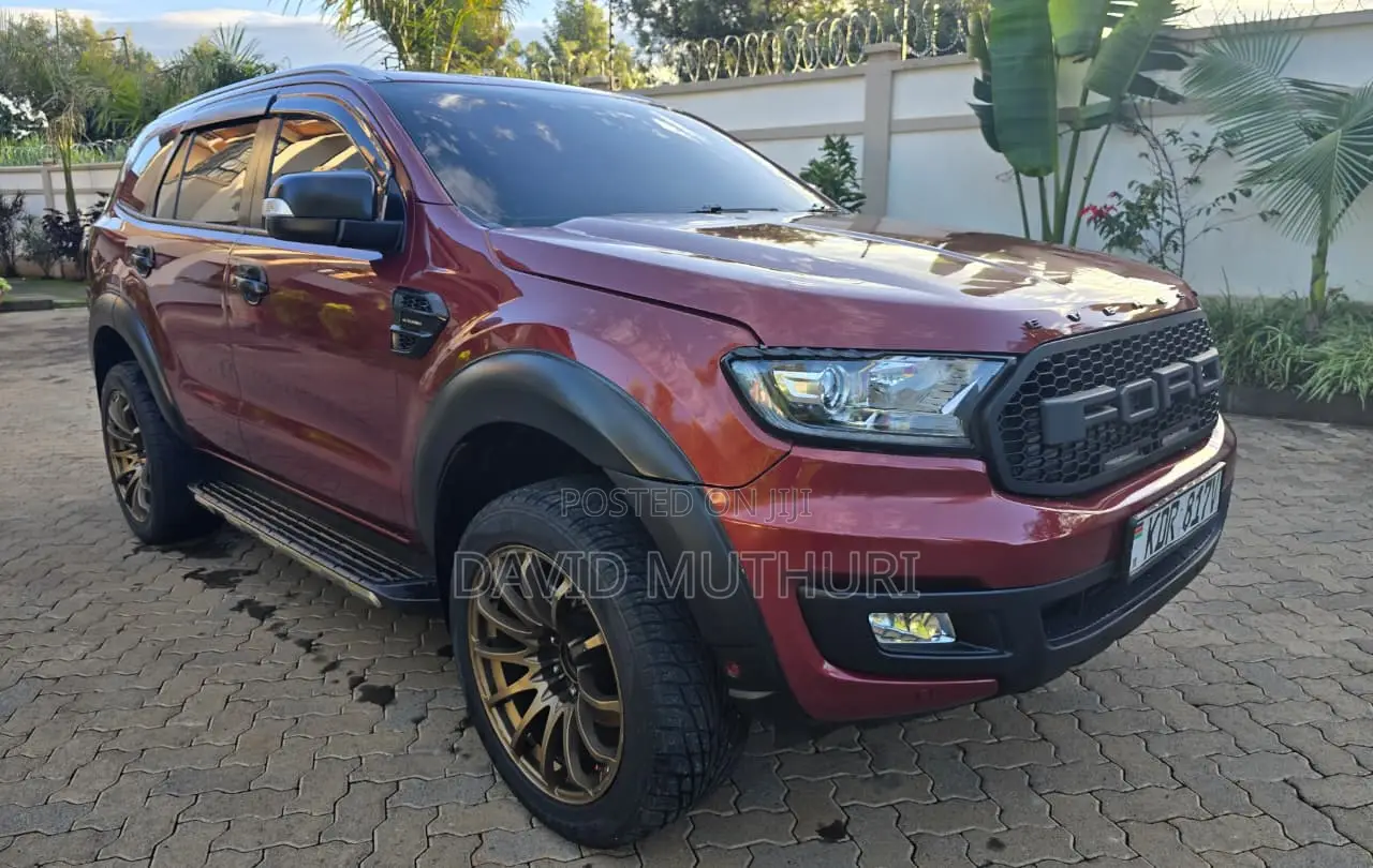 Ford Everest 2018 Red