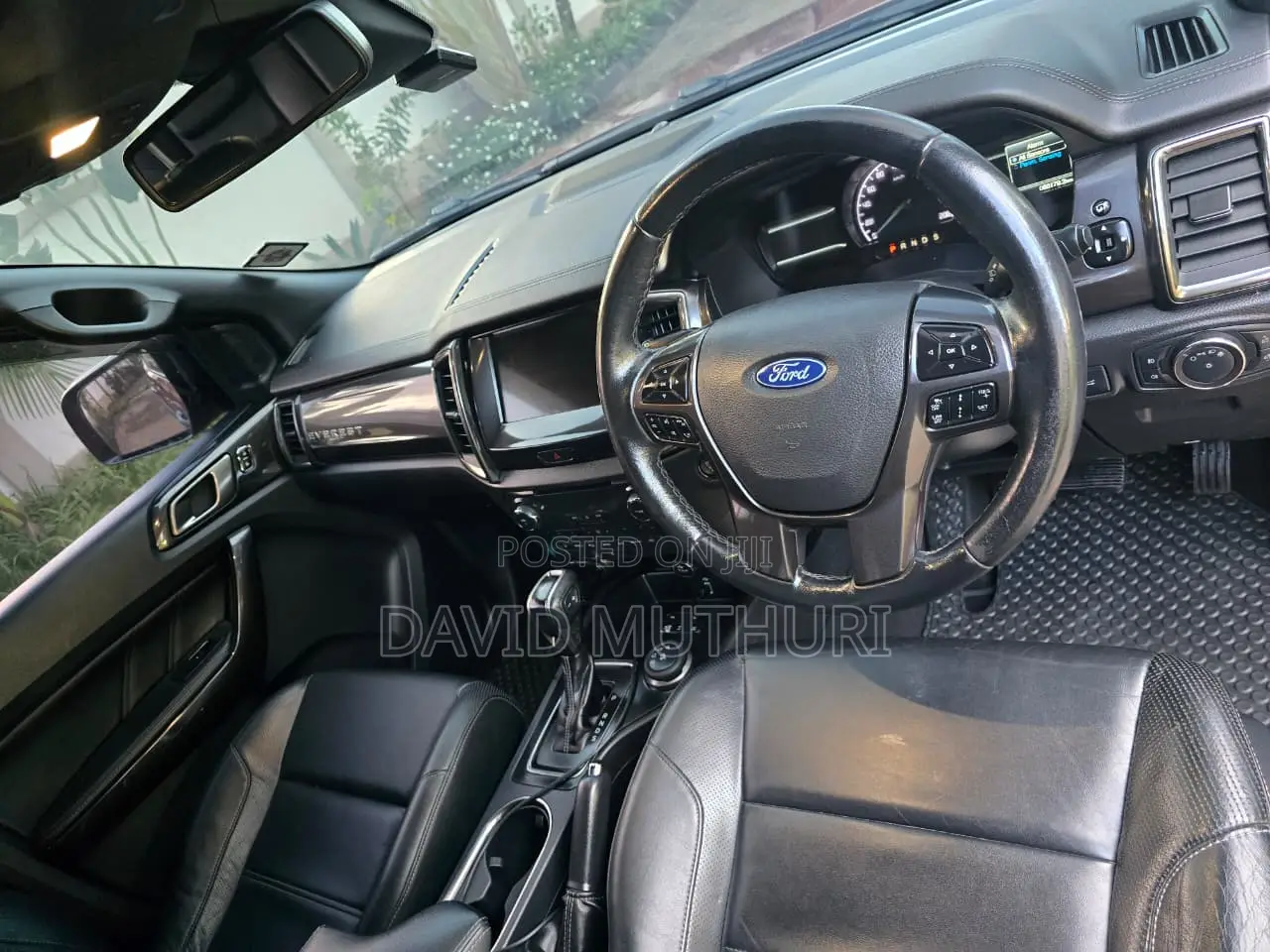 Ford Everest 2018 Red