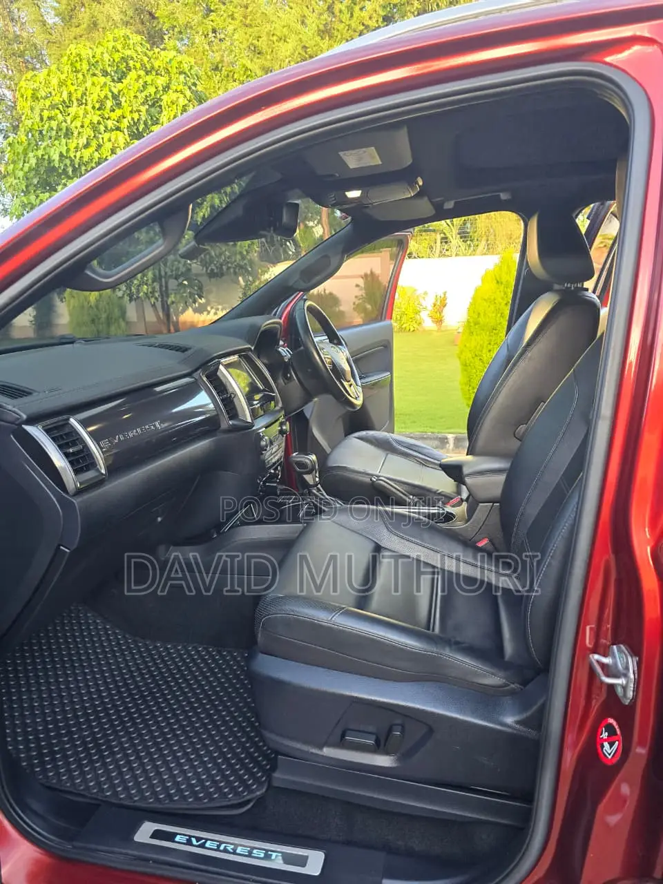 Ford Everest 2018 Red