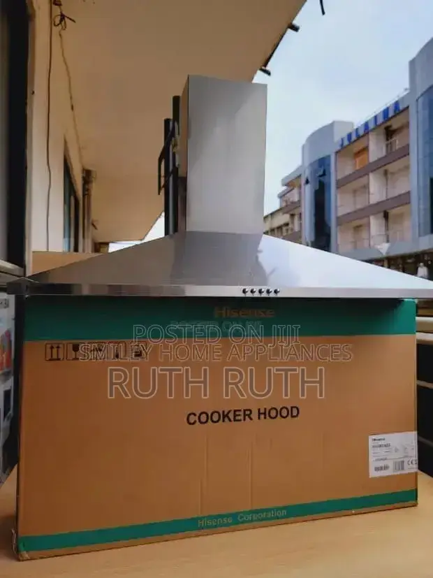 Hisense 60cm Built in With Chimney Hood
