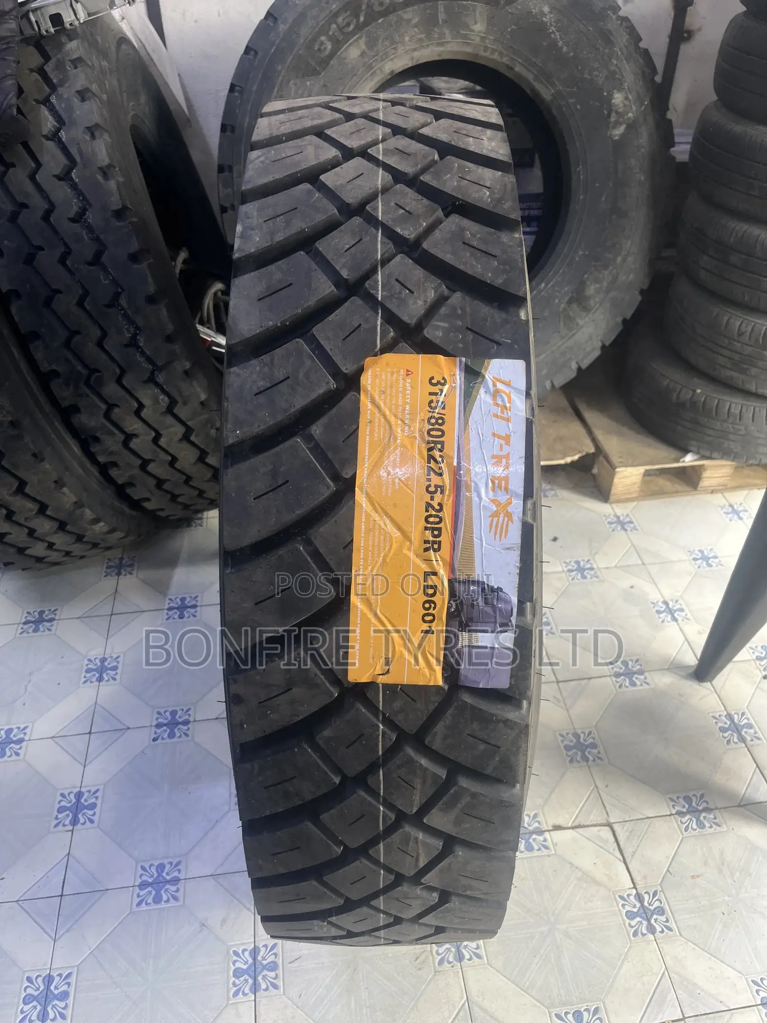 315/80r22.5 LCH