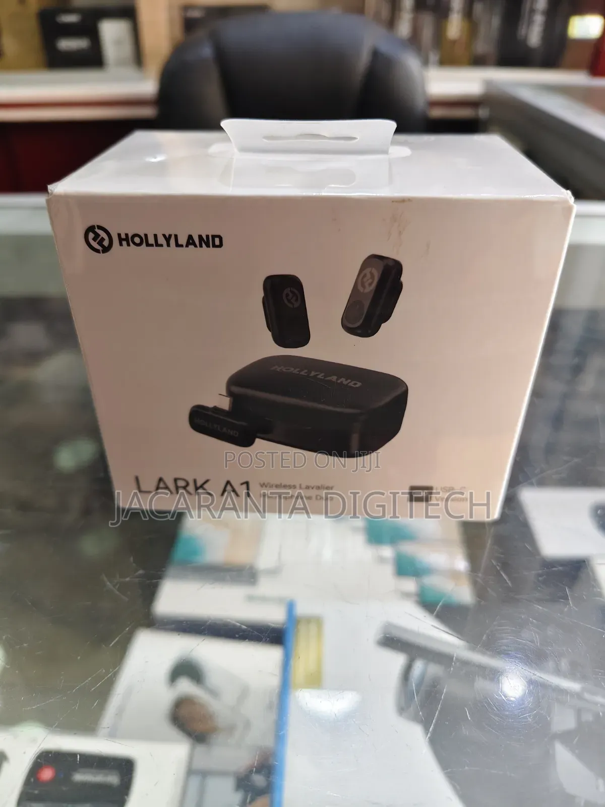 Hollyland Lark A1 Duo 2-Person Wireless Microphone System