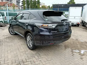 Toyota Harrier 2019 Black