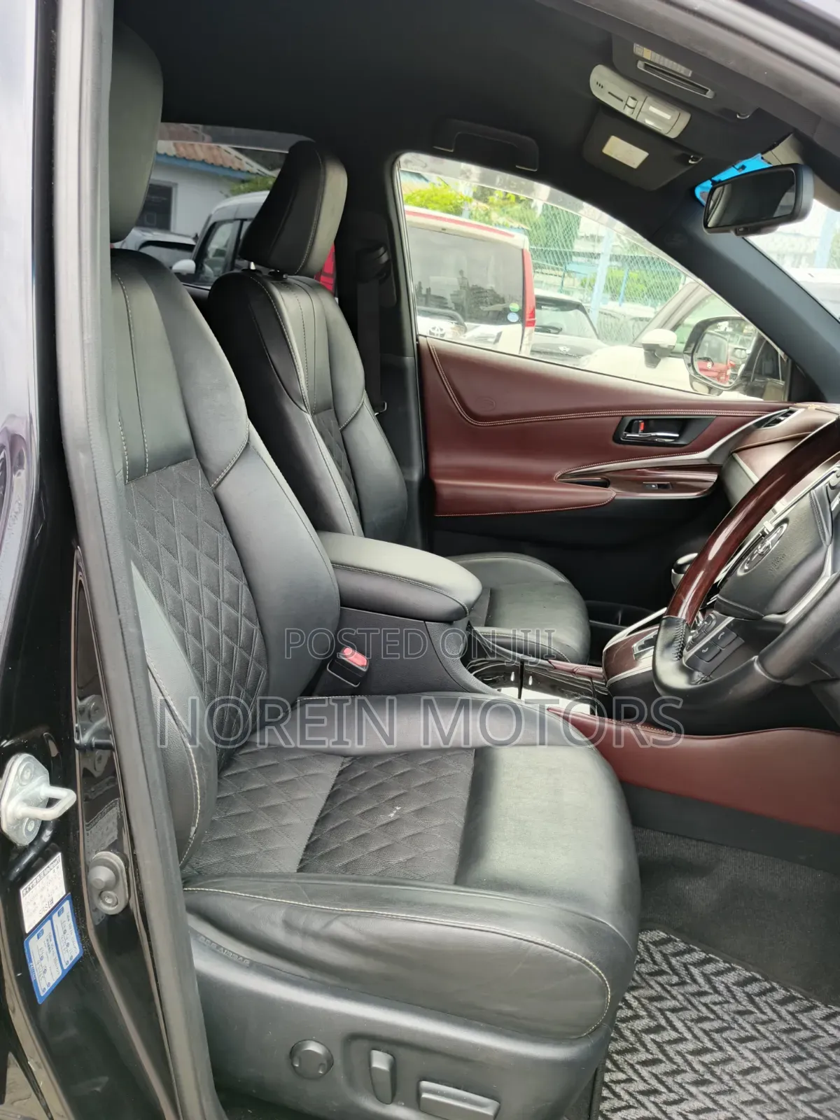 Toyota Harrier 2019 Black