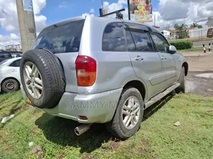 Toyota RAV4 Base FWD 2001 Silver