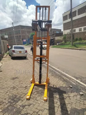 Heavy Duty Manual Stacker~1500kgs