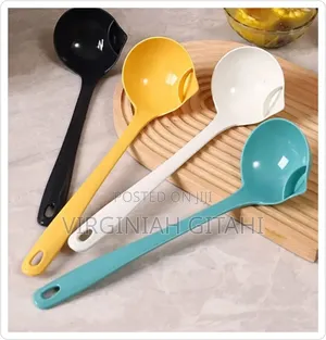Multicolor Plastic Oil Separator Spoon