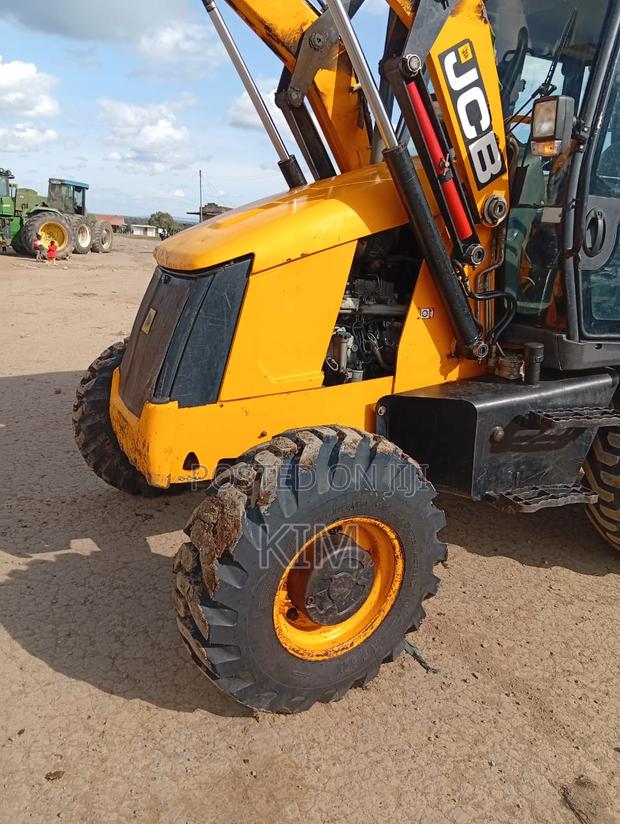 JCB 3dx Backhoe Loader - thumbnail 13