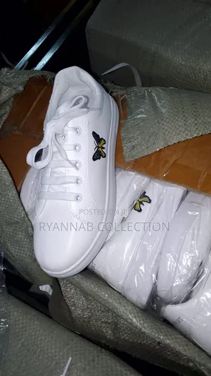 Butterfly Ladies Sneakers