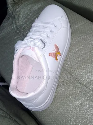 Butterfly Ladies Sneakers