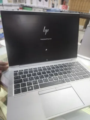 New Laptop HP EliteBook 830 G7 8GB Intel Core i7 SSD 256GB