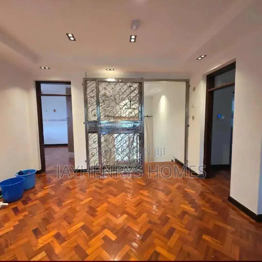 5bdrm House in Kitisuru for sale